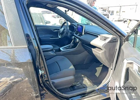 2024 Toyota Rav4 Se z USA, uszkodzony, nr VIN 2T3T6RFVXRW070360